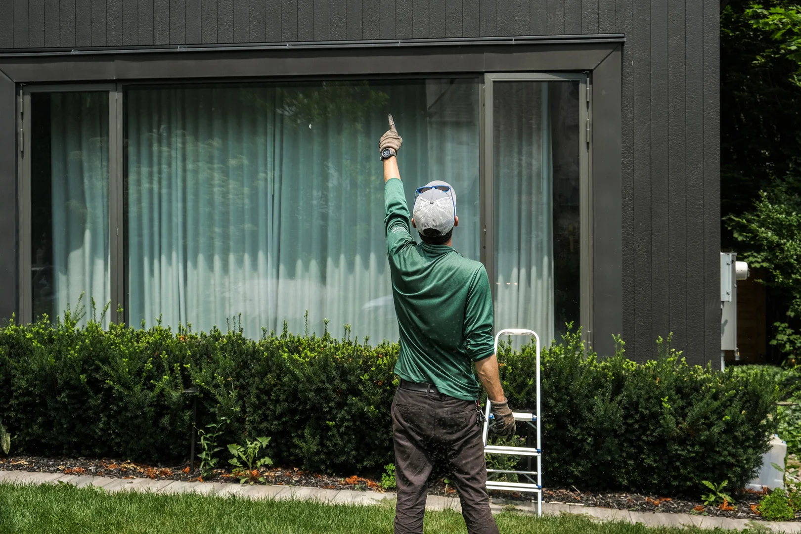 Solicitar una llamada con Insight Pest Solutions America